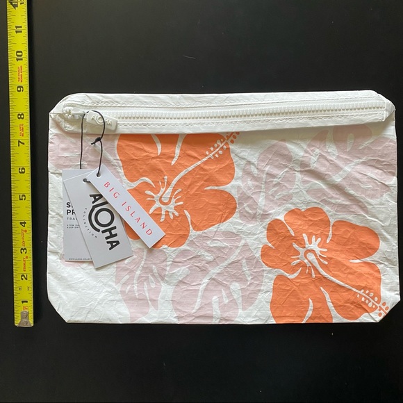 ALOHA Collection Mid Big Island Hibiscus Pouch - Picture 2 of 7